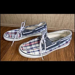 Women’s Sperrys size 9